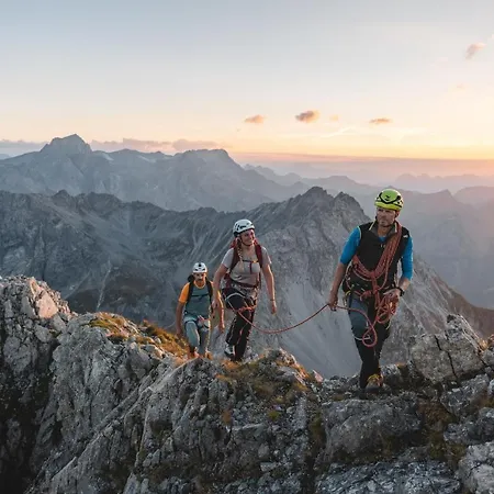 2-zimmer Rueti Mit Sw-balkon شقة